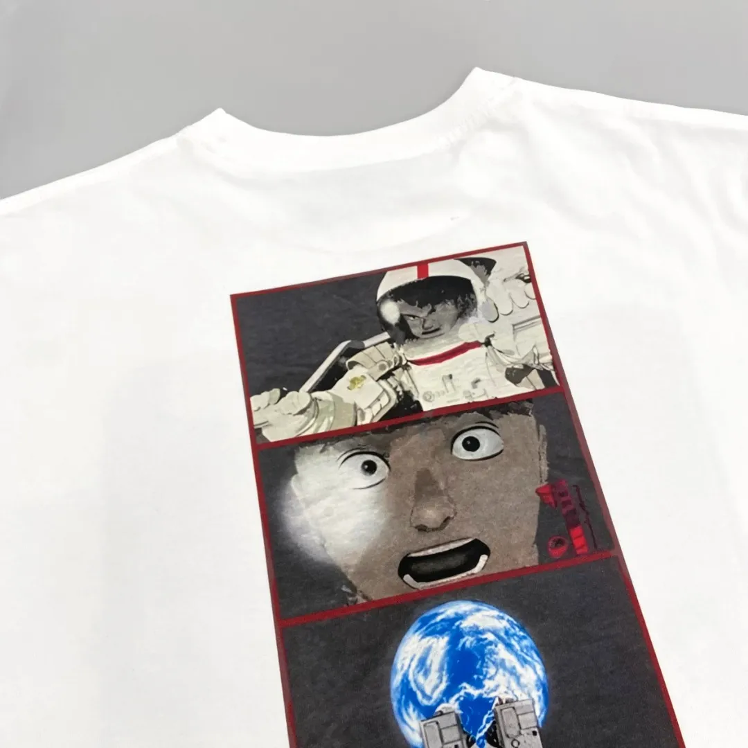 Saint Michael space comic print retro Vintage loose short-sleeved T-shirt with digital white ink direct printing. The fabric is breathable and the pattern is three-dimensional and clear. Fabric: Double yarn 240g Style number: S901 Size: S-M-L-XL Color: White Price: P110